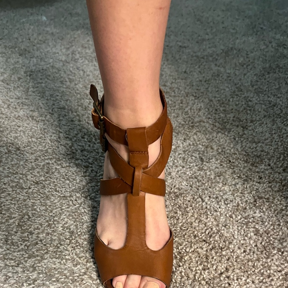 Lauren Ralph Lauren Tan Heeled Sandals